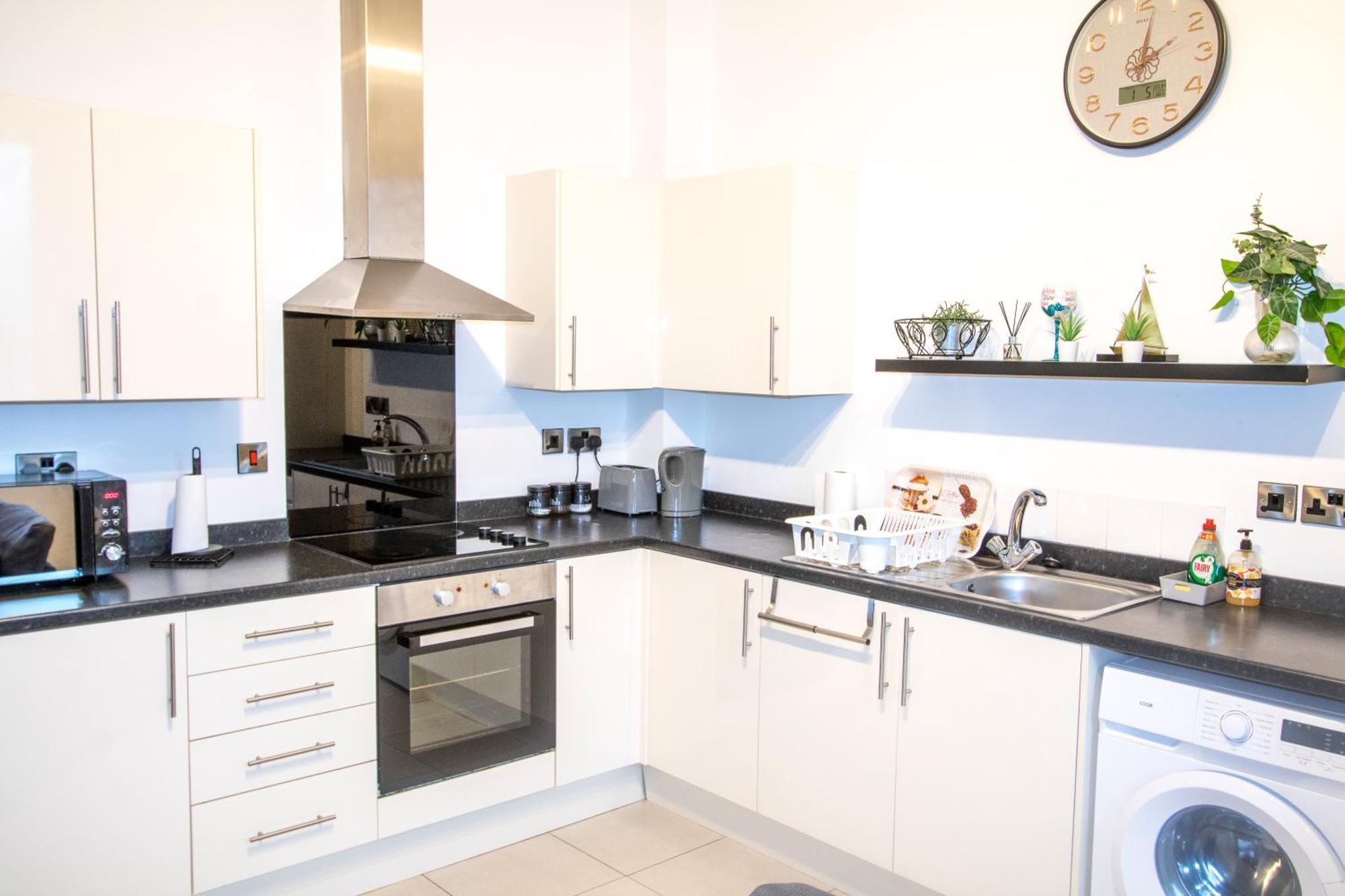 Ideal For Groups - Modern 2 Bedroom Apartment - Free Parking, Transit Links, Close To Stadiums مانشستر المظهر الخارجي الصورة